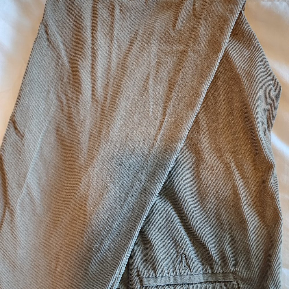 Haggar Beige Corduroy Pants 36.32